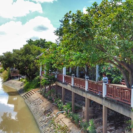 Romyen Cafe' Homestay Αγιουτάγια Εξωτερικό φωτογραφία