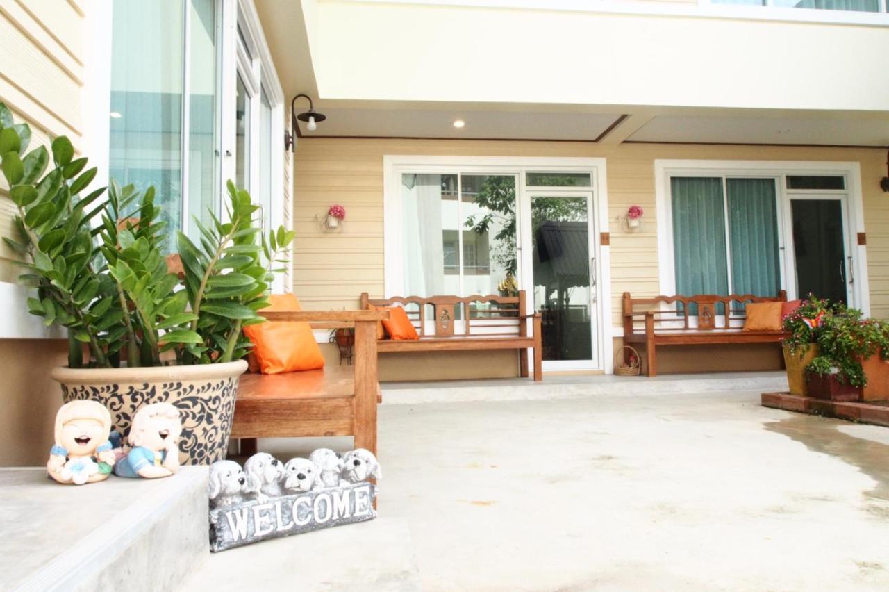 Romyen Cafe' Homestay Αγιουτάγια Εξωτερικό φωτογραφία