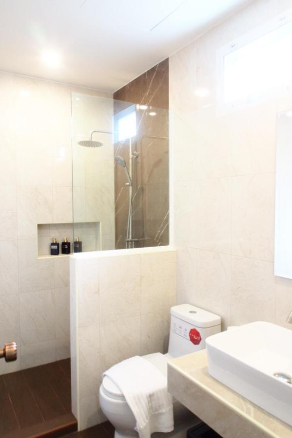 Romyen Cafe' Homestay Αγιουτάγια Εξωτερικό φωτογραφία